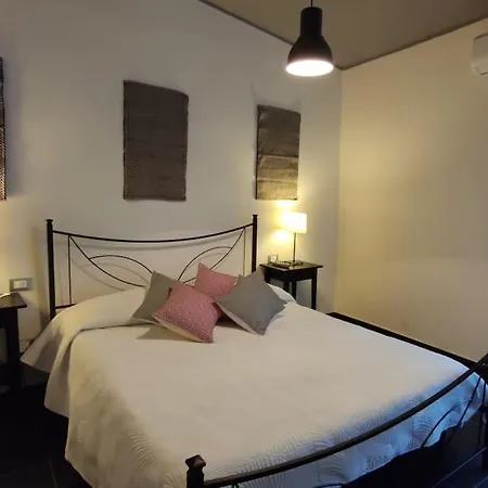 Tatil Evi Casa Piazza Episcopio 1