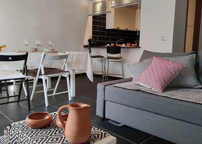 Historic Center Life Apartment In The Heart Of Bosa And Easy Parking Боса