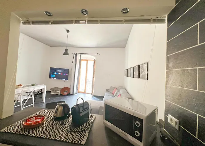 Historic Center Life Apartment In The Heart Of Bosa And Easy Parking * Боса