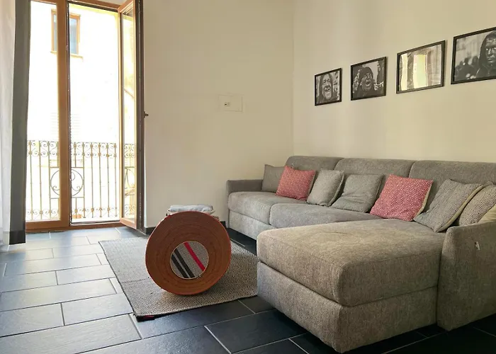 Historic Center Life Apartment In The Heart Of Bosa And Easy Parking Дом отдыха Боса