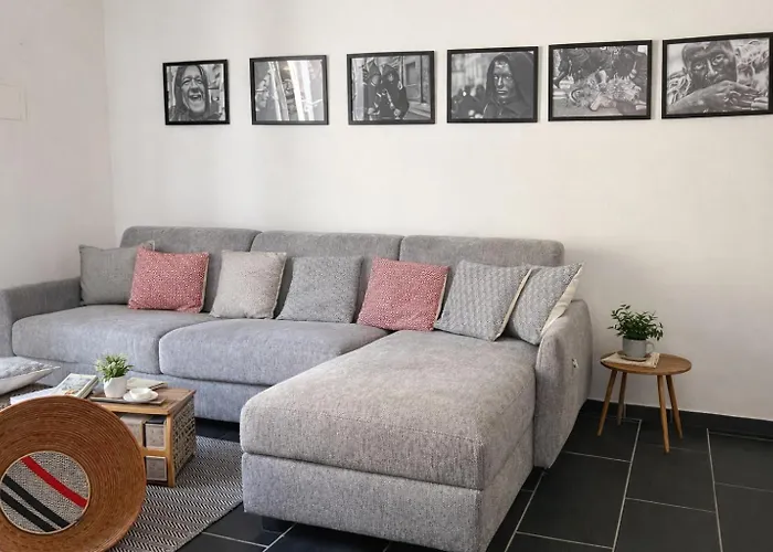 Historic Center Life Apartment In The Heart Of Bosa And Easy Parking Боса